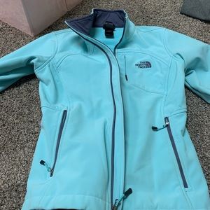 North Face Women’s Shell Jacket Blue and Purple